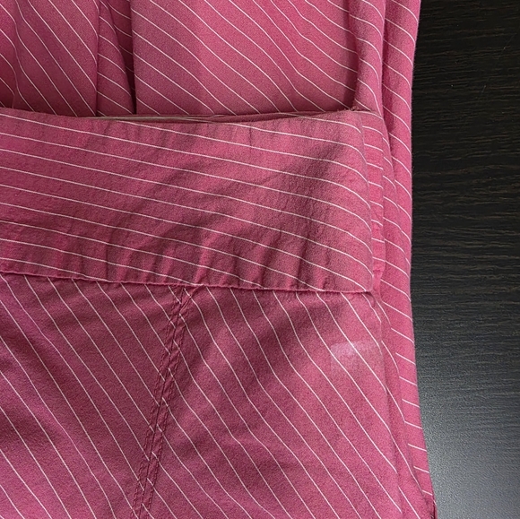 Old Navy Women Pink Pinstripe Pleated Skirt Just Below Waist Size 2 - Picture 14 of 14